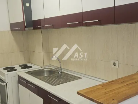 Izdavanje, jednosoban stan, 33m², Grbavica, Novi Sad Sve Podlokacije - image 5