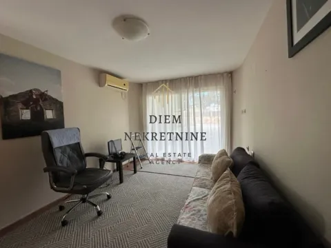Rent, house, 180m², Donja Gorica, Podgorica - image 11