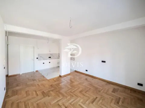 Prodaja, trosoban stan, 68m², Kluz, Zvezdara Sve Podlokacije - image 3