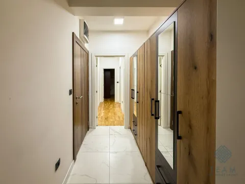 Izdavanje, dvosoban stan, 100m², Dalmatinska ulica, Podgorica - image 8