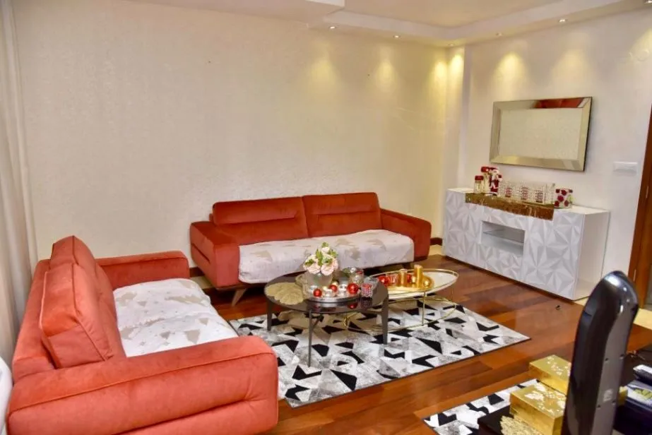 Rent, four bedroom apartment, 130m², Centar, Podgorica