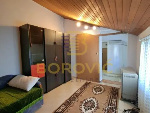 Rent, four bedroom apartment, 72m², Senjak, Beograd - image 6