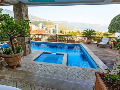 Prodaja, kuća, 820m², Centar, Budva - image 27