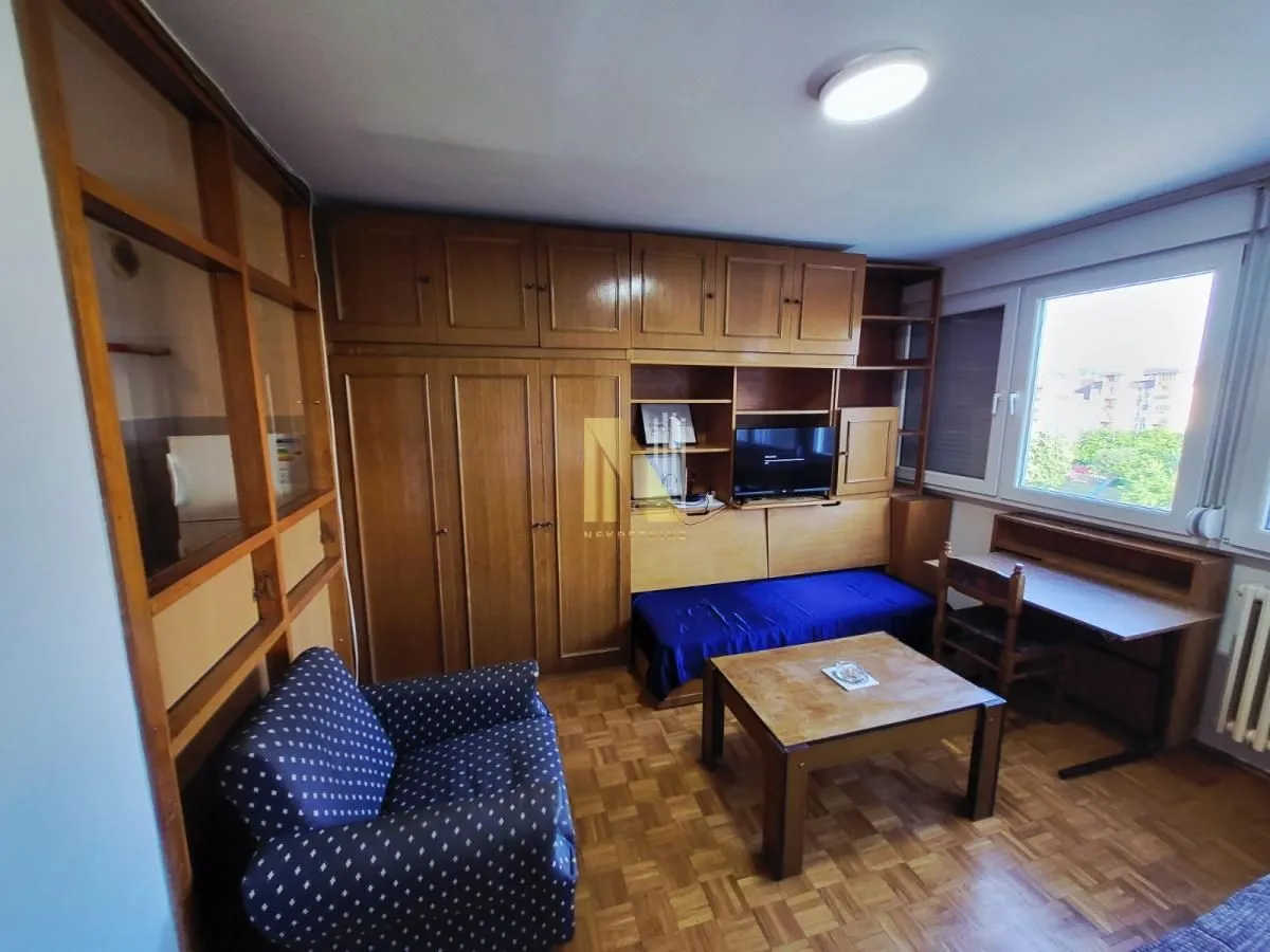 Prodaja, garsonjera, 26m², Liman 2, Novi Sad Sve Podlokacije