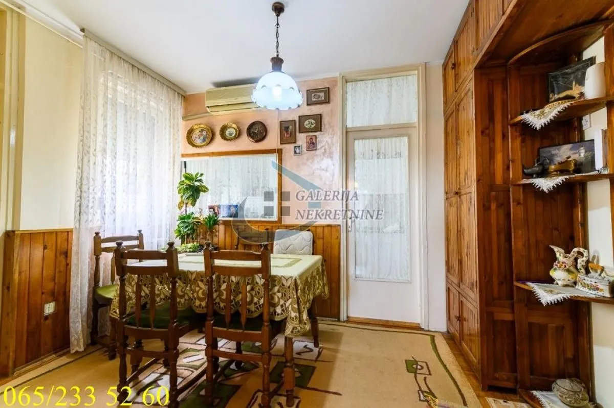 Sale, two bedroom apartment, 57m², Retenzija, Beograd