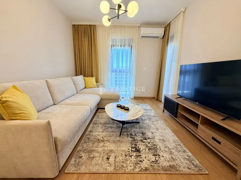 Izdavanje, jednosoban stan, 46m², City Kvart, Podgorica