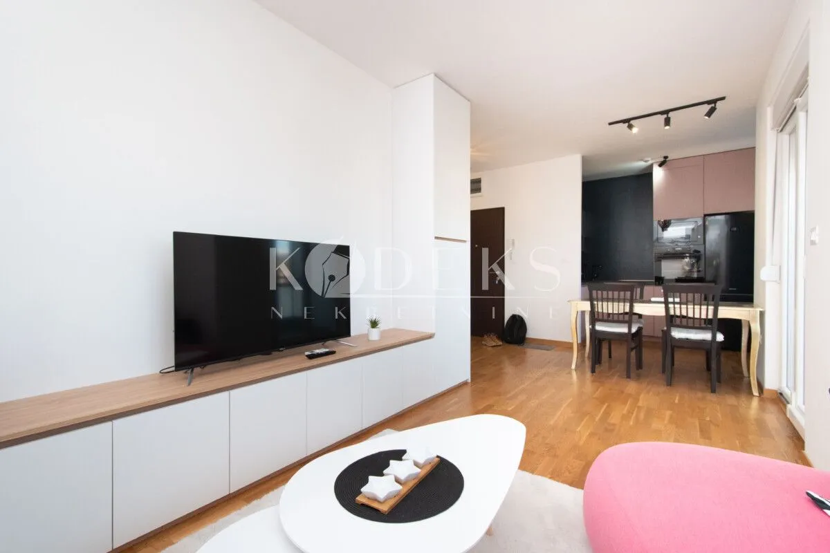 Rent, one bedroom apartment, 48m², City Kej, Podgorica