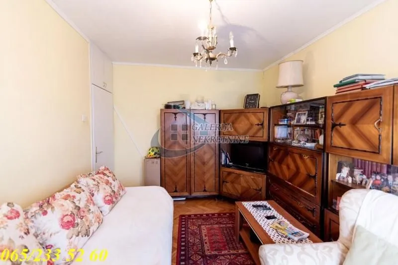 Sale, three bedroom apartment, 88m², Lipov Lad, Zvezdara Sve Podlokacije