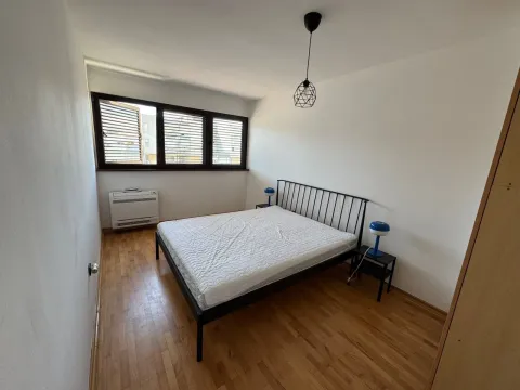 Sale, three bedroom apartment, 90m², Blok 5, Podgorica - image 11