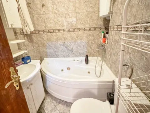 Izdavanje, trosoban stan, 92m², Zabjelo, Podgorica - image 7