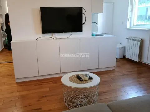 Sale, one bedroom apartment, 35m², Vračar Centar, Vračar Sve Podlokacije - image 4