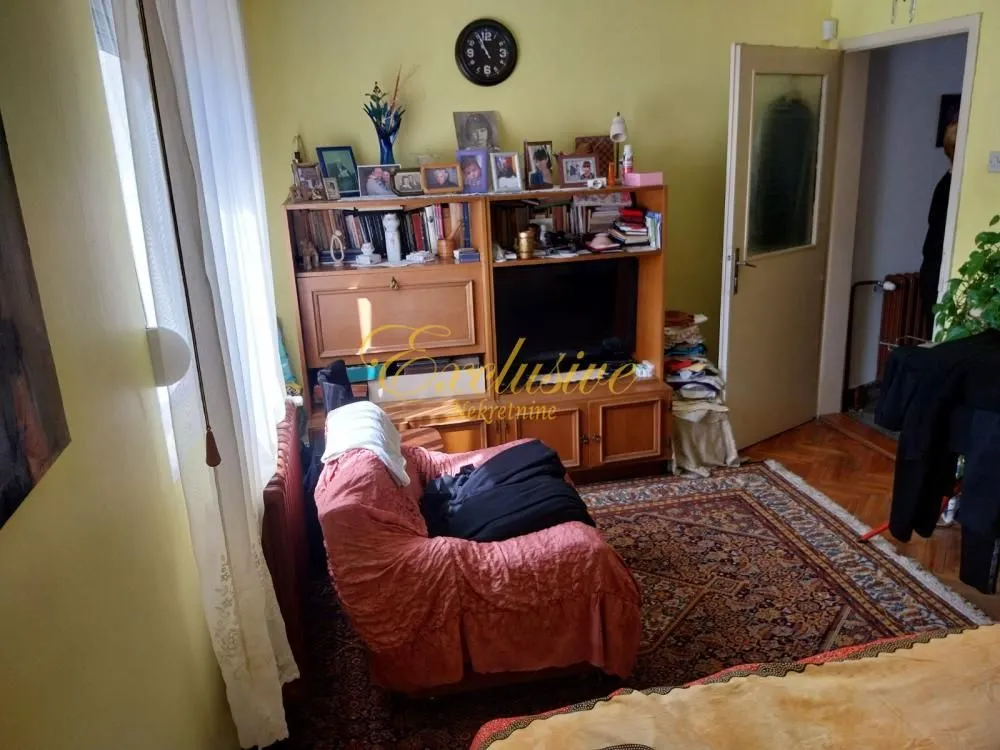 Prodaja, kuća, 116m², Kanarevo Brdo, Beograd