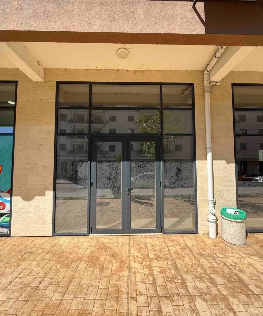 Izdavanje, poslovni prostor, 36m², New City, Podgorica