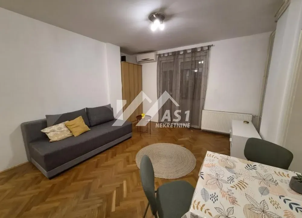 Rent, one bedroom apartment, 33m², Socijalno, Novi Sad Sve Podlokacije