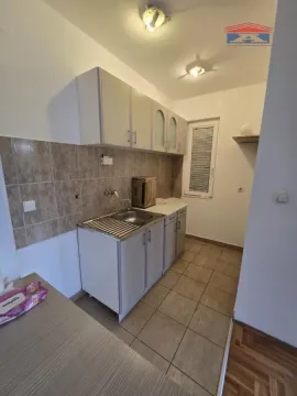 Izdavanje, četvorosoban stan, 65m², Grbavica, Novi Sad Sve Podlokacije - image 3