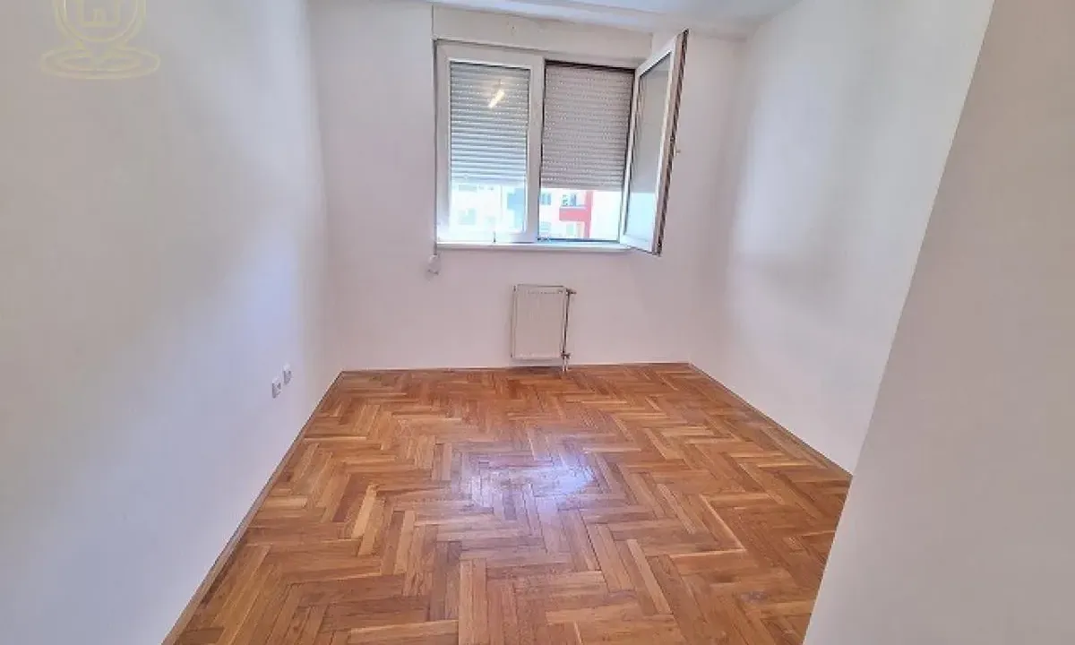 Izdavanje, trosoban stan, 65m², Rotkvarija, Novi Sad Sve Podlokacije