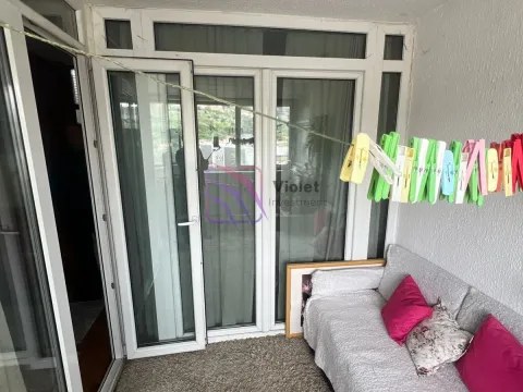 Sale, three bedroom apartment, 100m², Blok 5, Podgorica - image 2