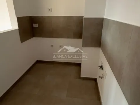 Prodaja, trosoban stan, 66m², Zemun Gornji Grad, Zemun Sve Podlokacije - image 6