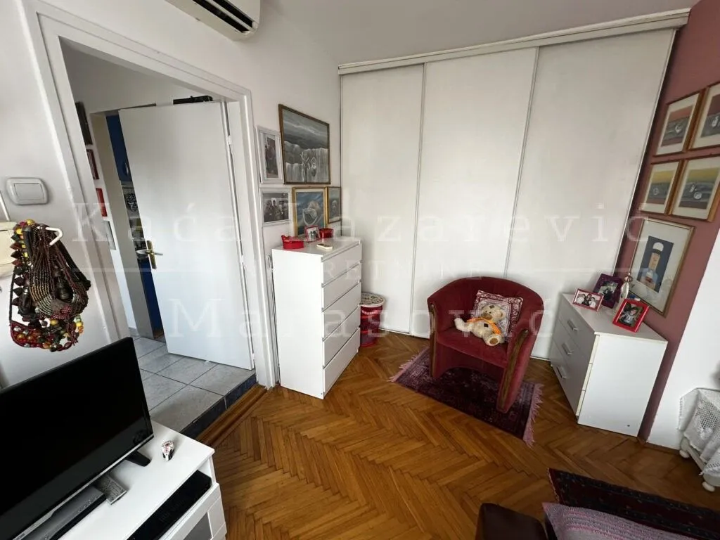 Prodaja, dvosoban stan, 43m², Skadarlija, Beograd
