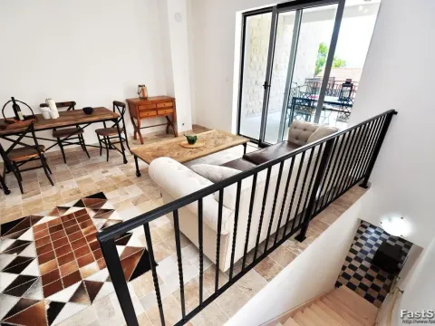 Sale, three bedroom apartment, 150m², Risan, Kotor - image 7