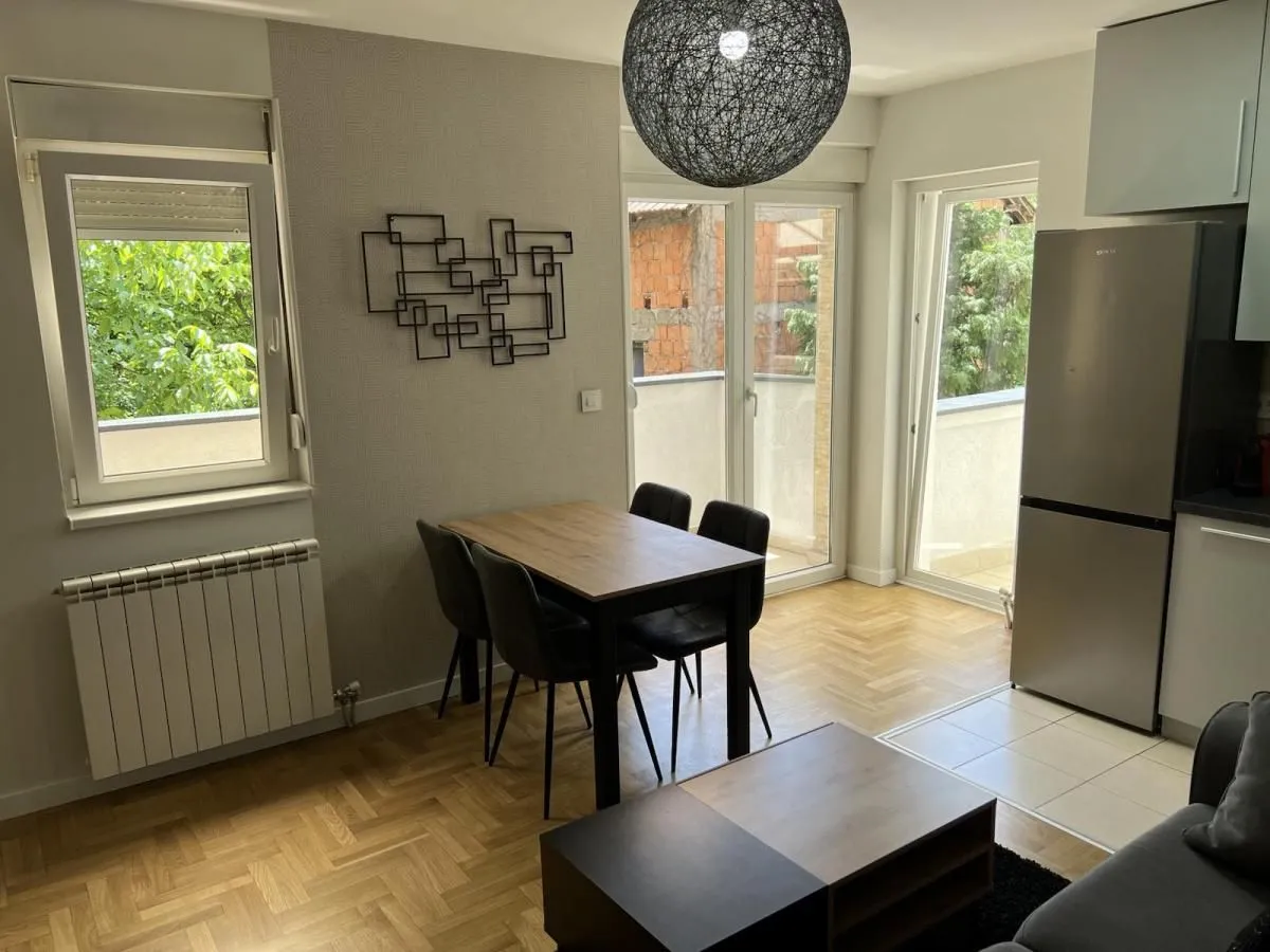 Rent, two bedroom apartment, 39m², Lekino Brdo, Voždovac Sve Podlokacije