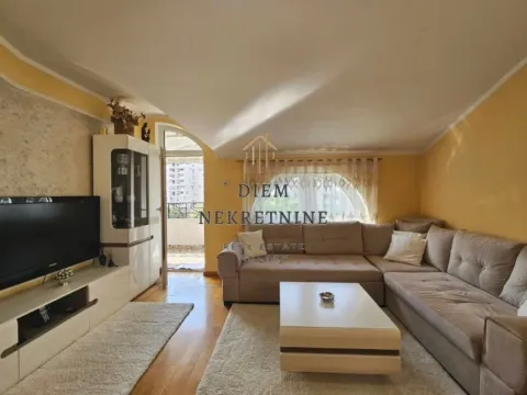 Sale, one bedroom apartment, 62m², Centar, Bar