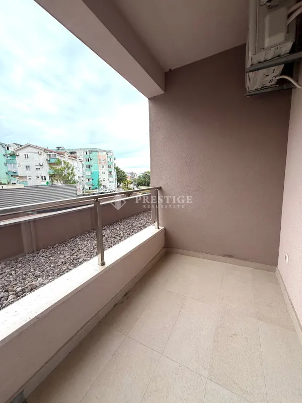 Rent, one bedroom apartment, 46m², Stari Aerodrom, Podgorica