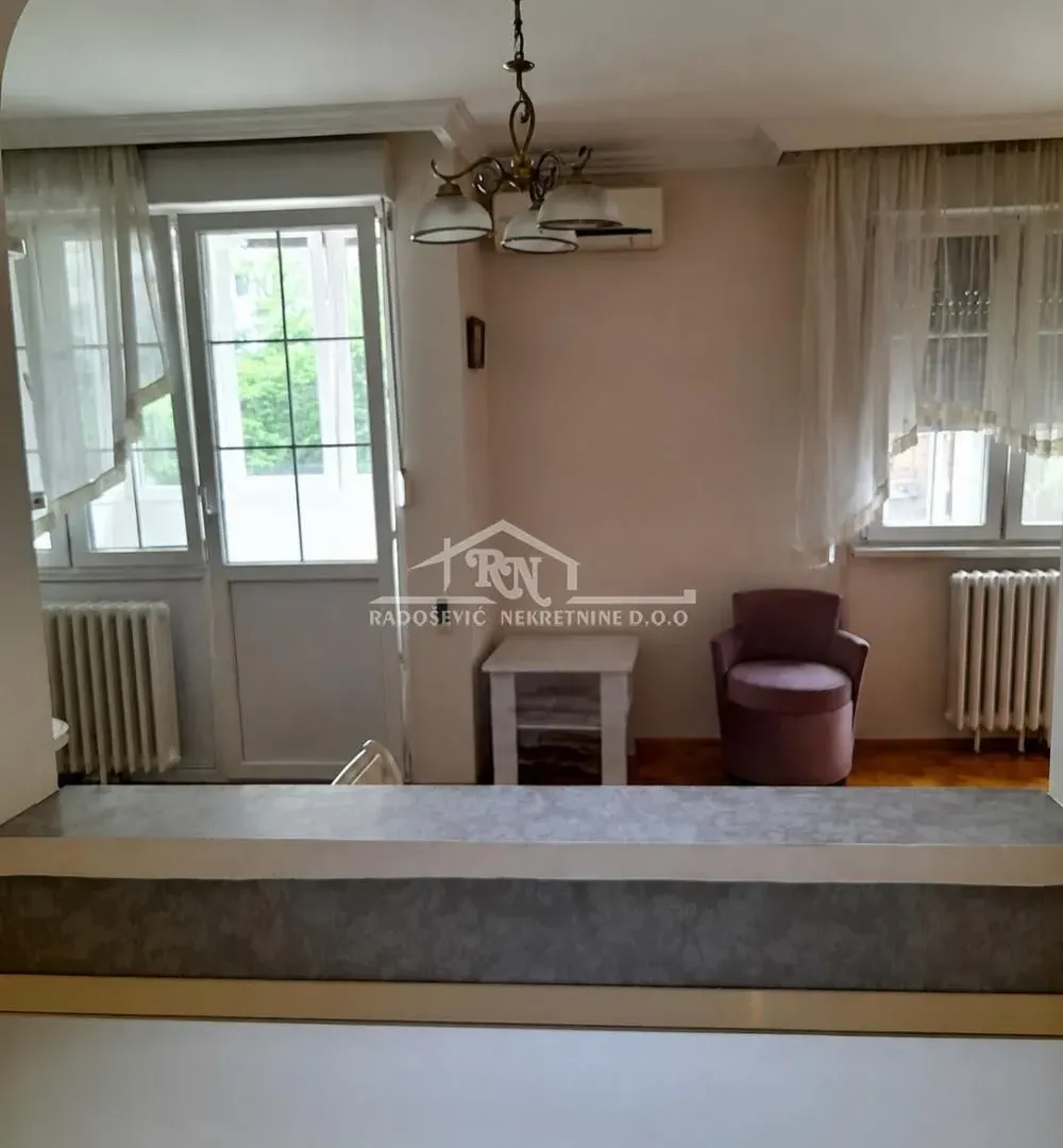 Rent, one bedroom apartment, 41m², Čukarica, Beograd
