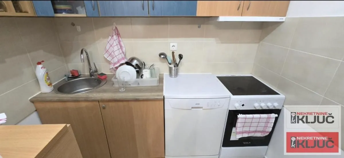 Izdavanje, trosoban stan, 67m², Adice, Novi Sad Sve Podlokacije