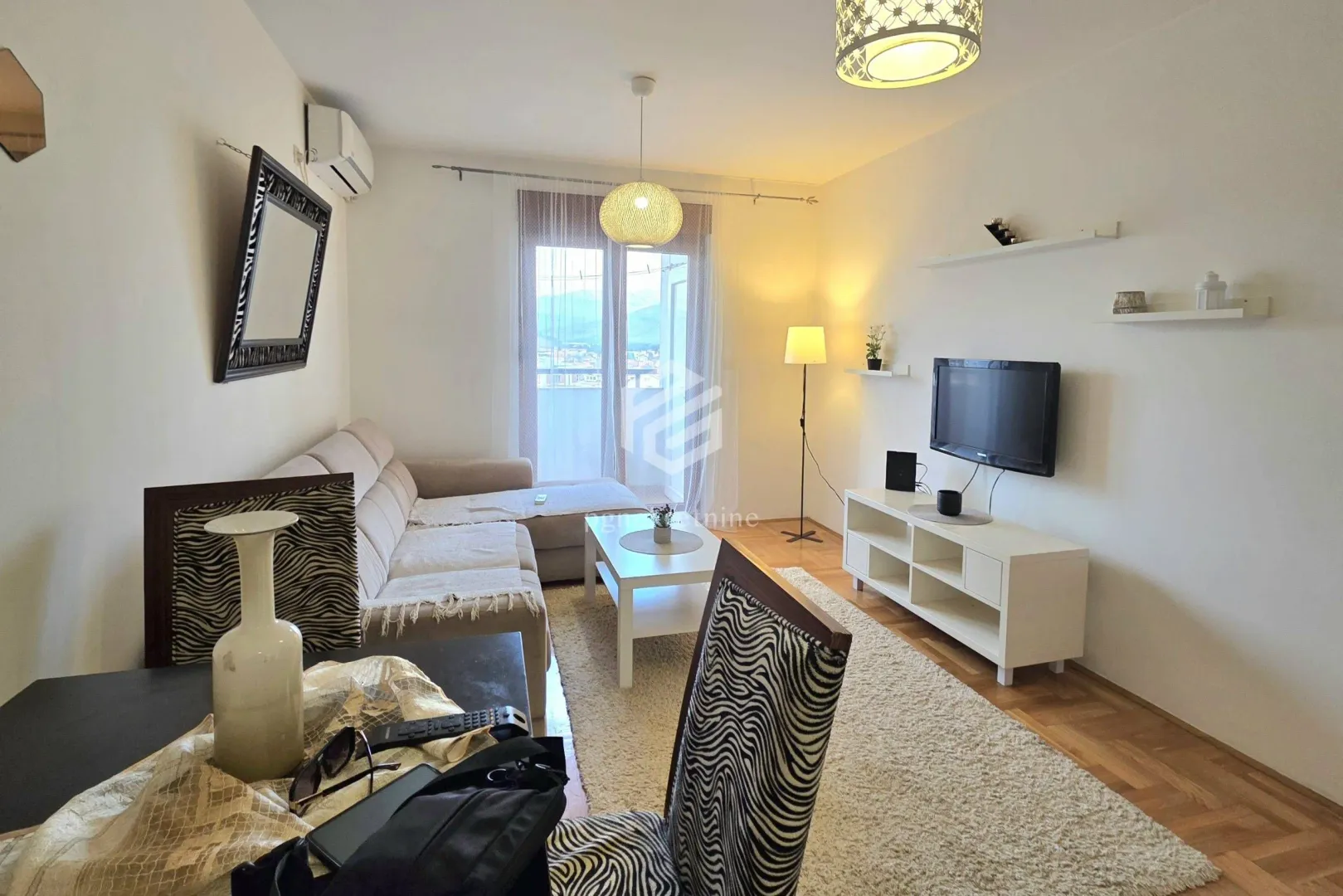 Rent, one bedroom apartment, 45m², Stari Aerodrom, Podgorica