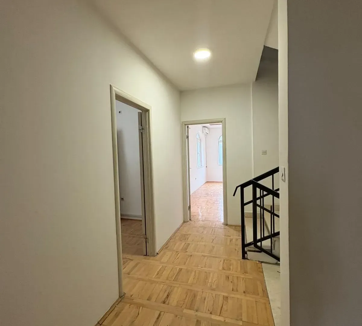 Izdavanje, poslovni prostor, 150m², Centar, Podgorica
