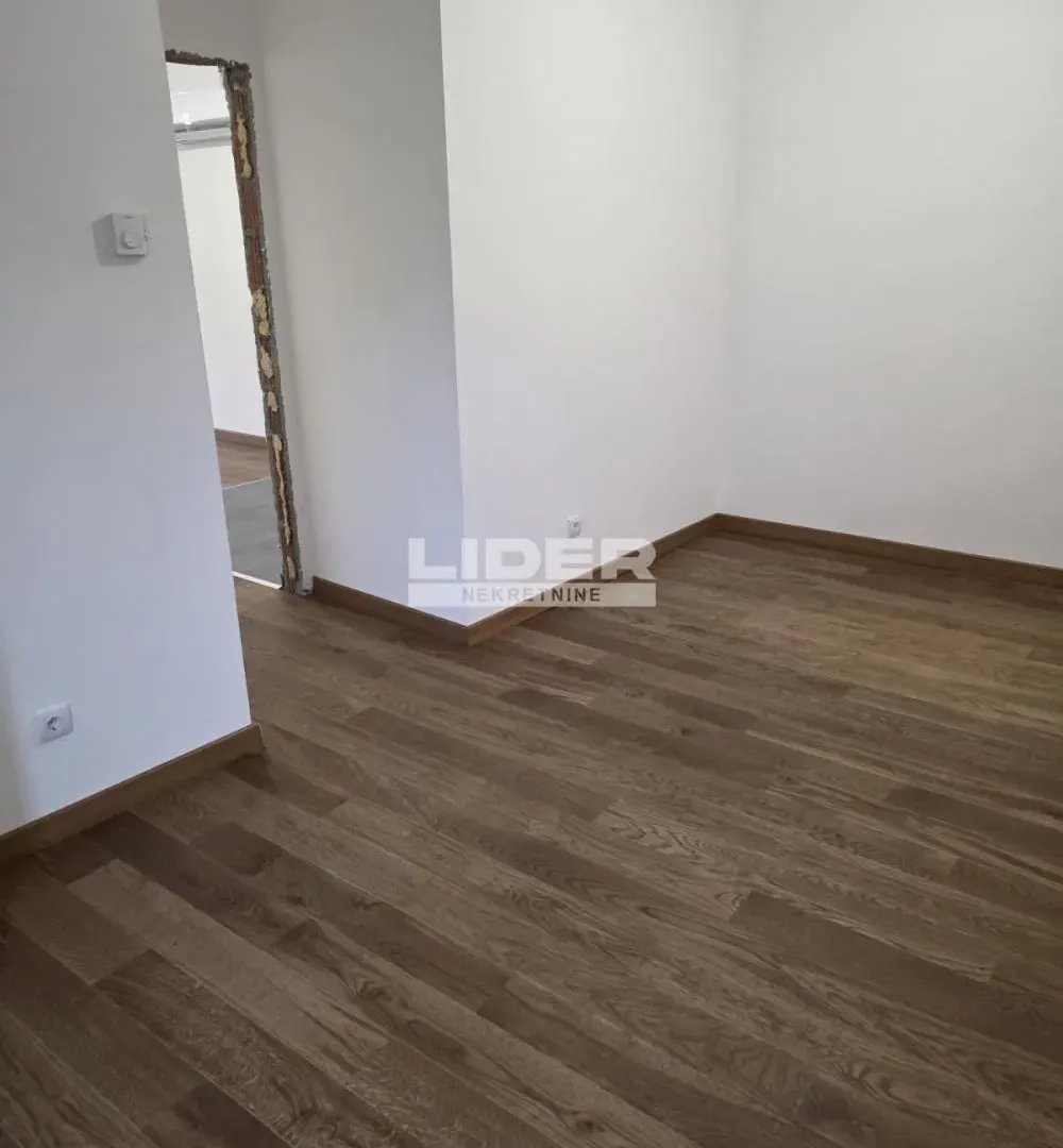Prodaja, dvosoban stan, 85m², Vračar Sve Podlokacije, Beograd