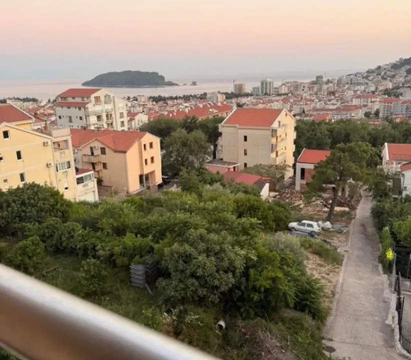 Sale, two bedroom apartment, 80m², Podmaine, Budva