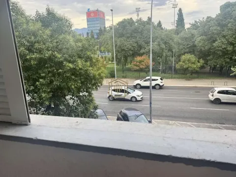 Izdavanje, jednosoban stan, 40m², Preko Morače, Podgorica - image 2