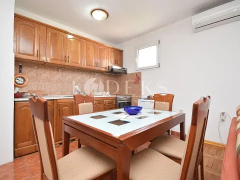 Rent, one bedroom apartment, 57m², Momišići, Podgorica - image 13