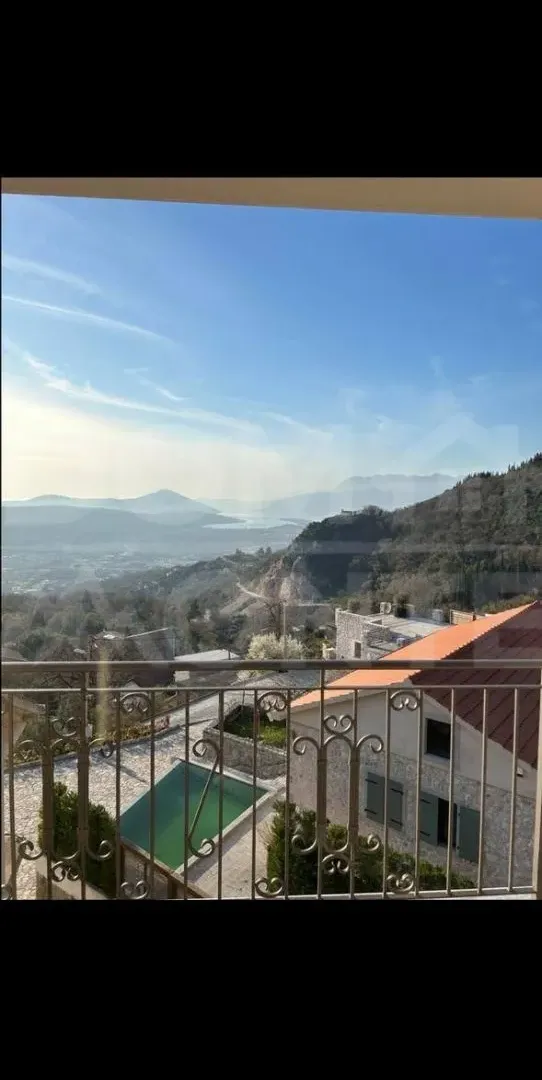 Rent, house, 119m², Tivat, Crna Gora
