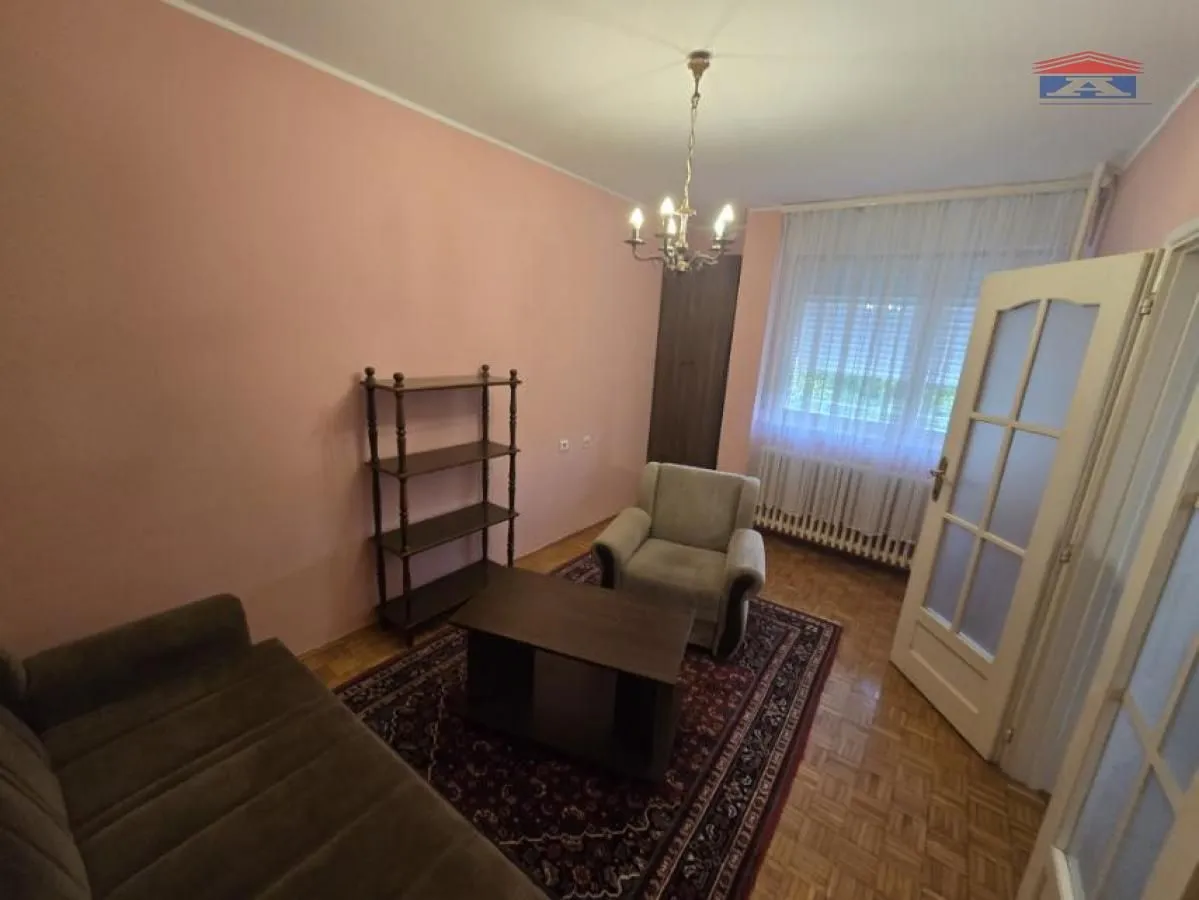 Izdavanje, jednosoban stan, 40m², Grbavica, Novi Sad Sve Podlokacije