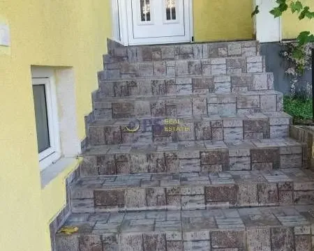 Izdavanje, dvosoban stan, 47m², Bar, Crna Gora - image 9