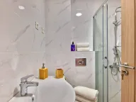 Sale, two bedroom apartment, 59m², Bečići, Budva - image 21