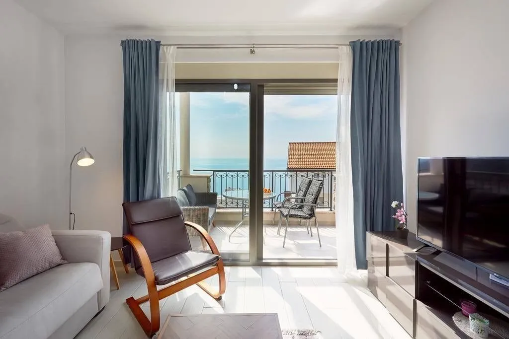 Prodaja, trosoban stan, 55m², Pržno, Budva