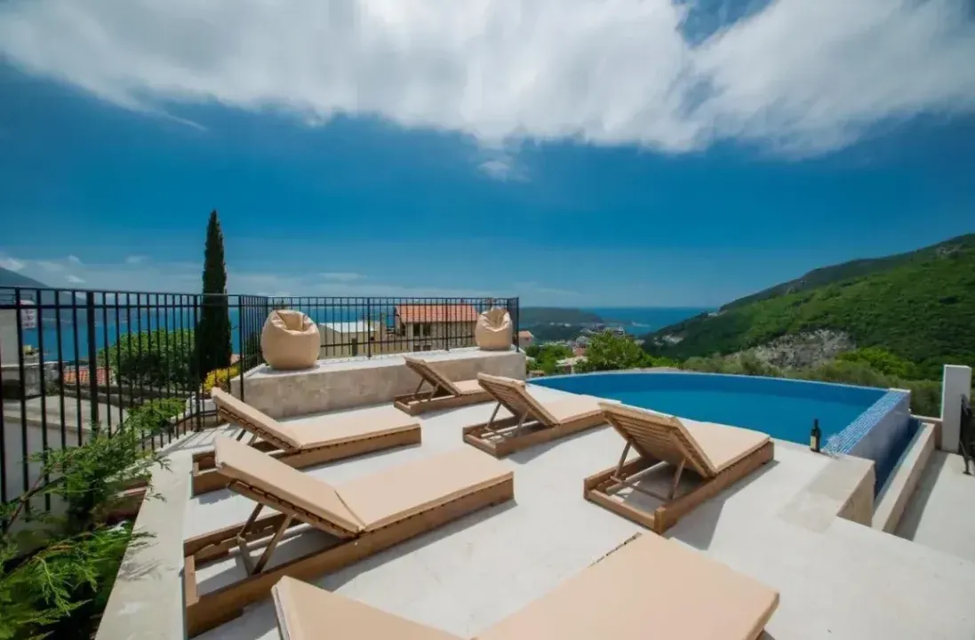 Prodaja, kuća, 170m², Bečići, Budva