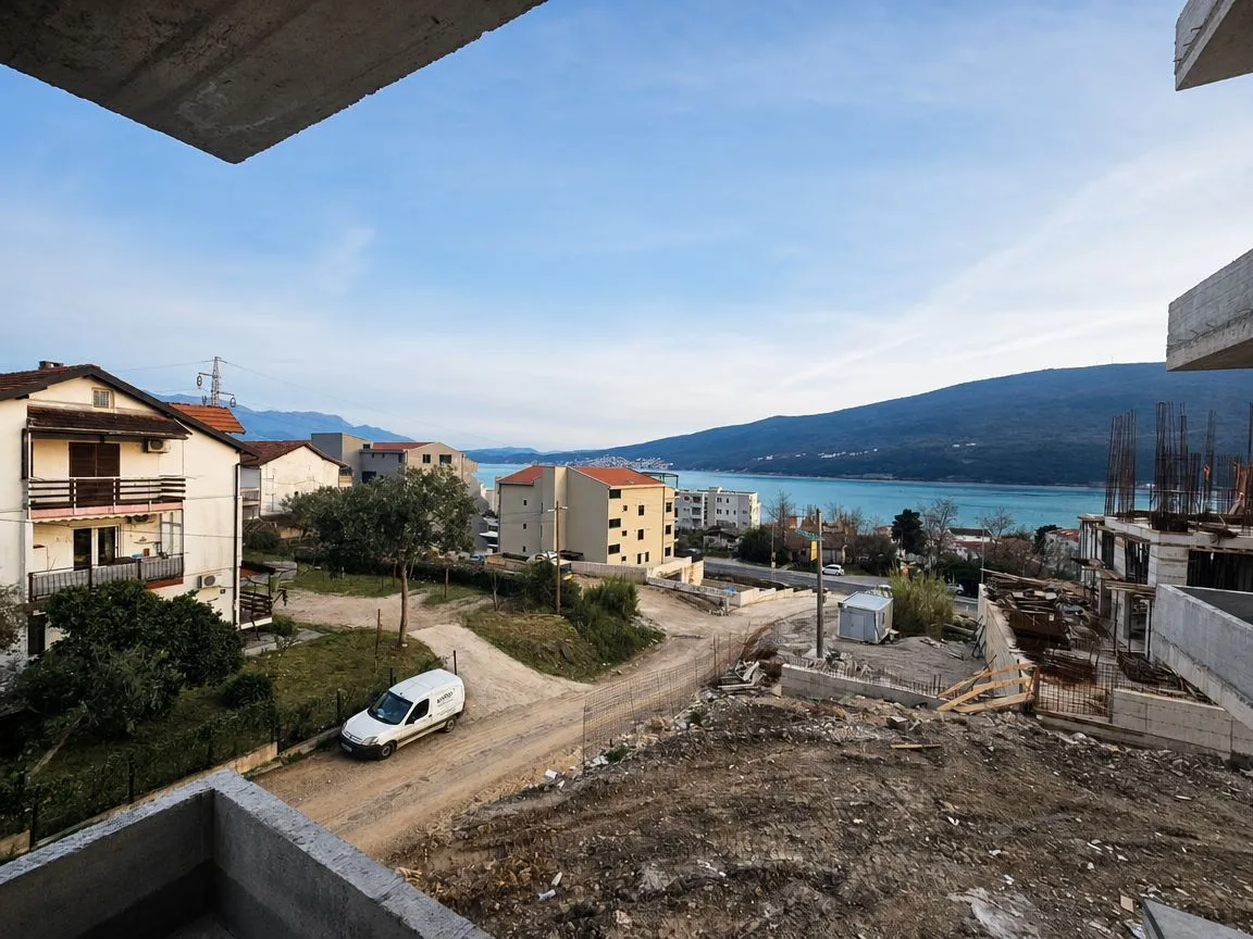 Prodaja, dvosoban stan, 54m², Đenovići, Herceg Novi