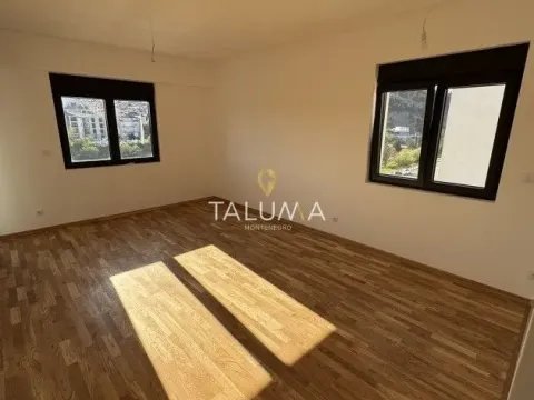 Rent, two bedroom apartment, 64m², Momišići, Podgorica - image 1