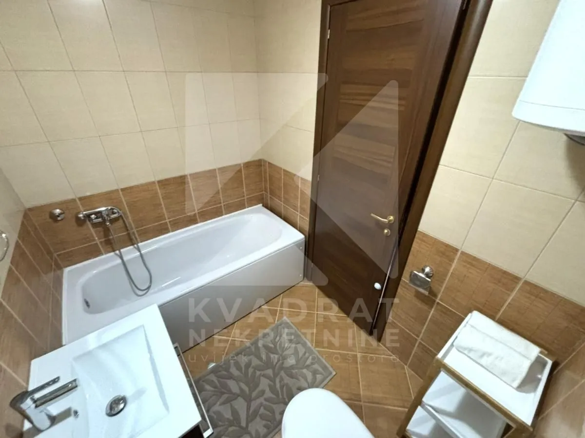 Rent, two bedroom apartment, 78m², City Kvart, Podgorica