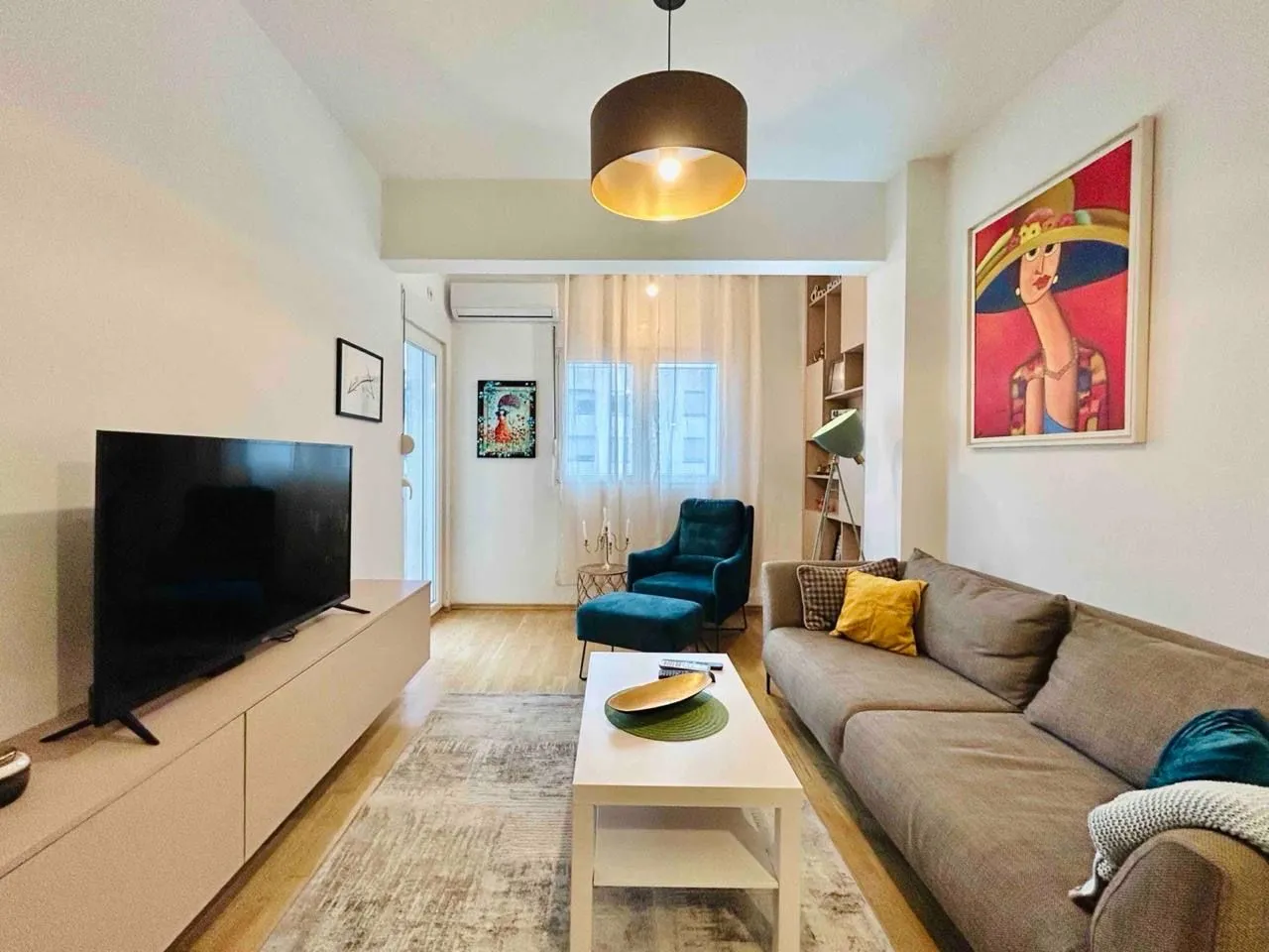 Izdavanje, jednosoban stan, 46m², Blok 6, Podgorica