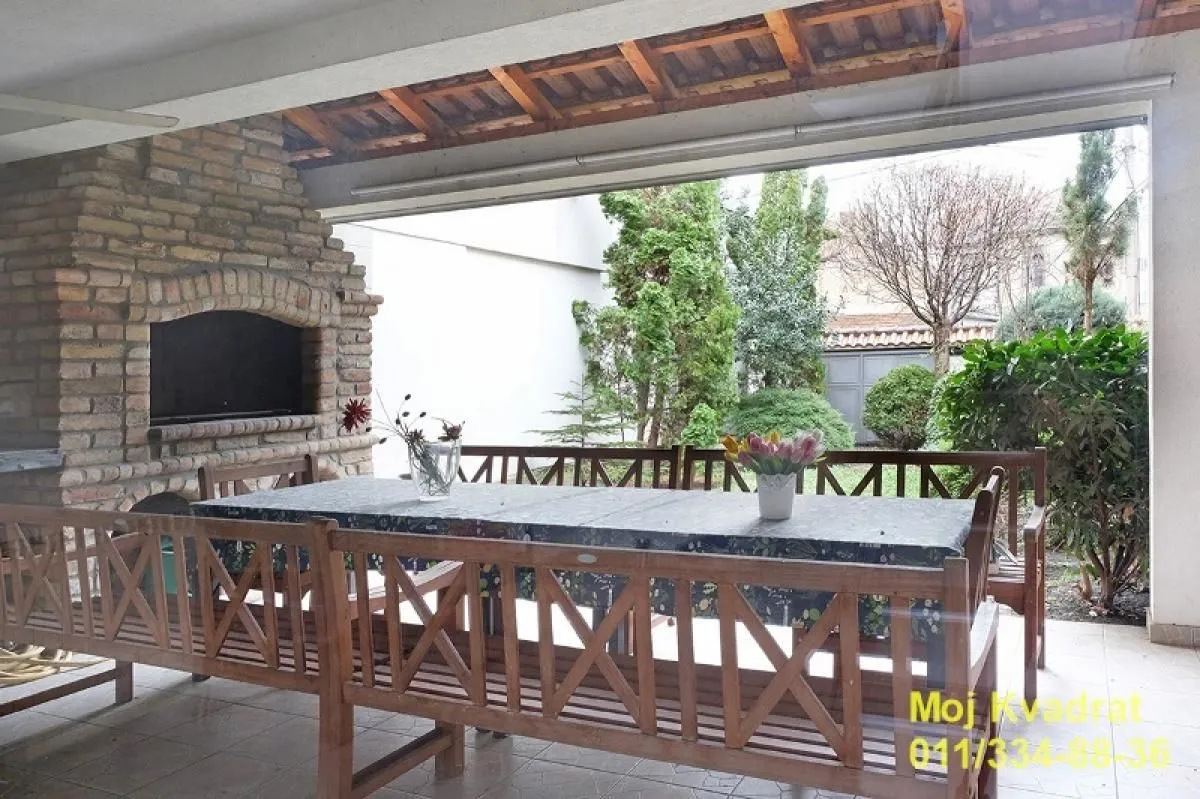 Sale, house, 205m², Karaburma, Palilula Sve Podlokacije