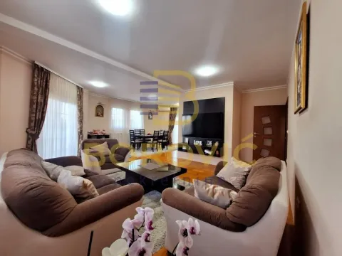 Sale, house, 104m², Železnik, Beograd - image 9