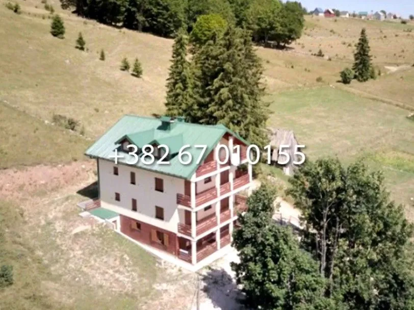 Prodaja, kuća, 375m², Žabljak, Crna Gora