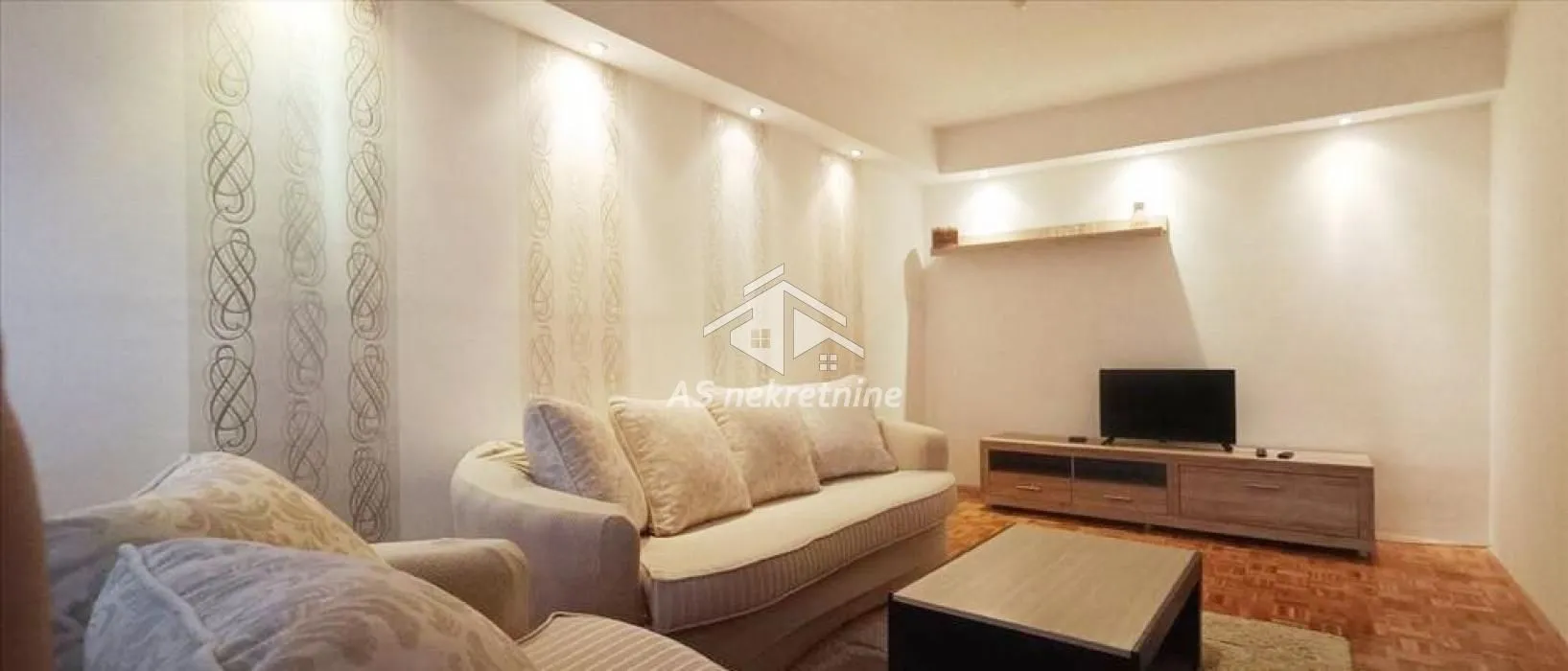 Izdavanje, dvosoban stan, 55m², Novi Beograd Blok 61, Novi Beograd Sve Podlokacije