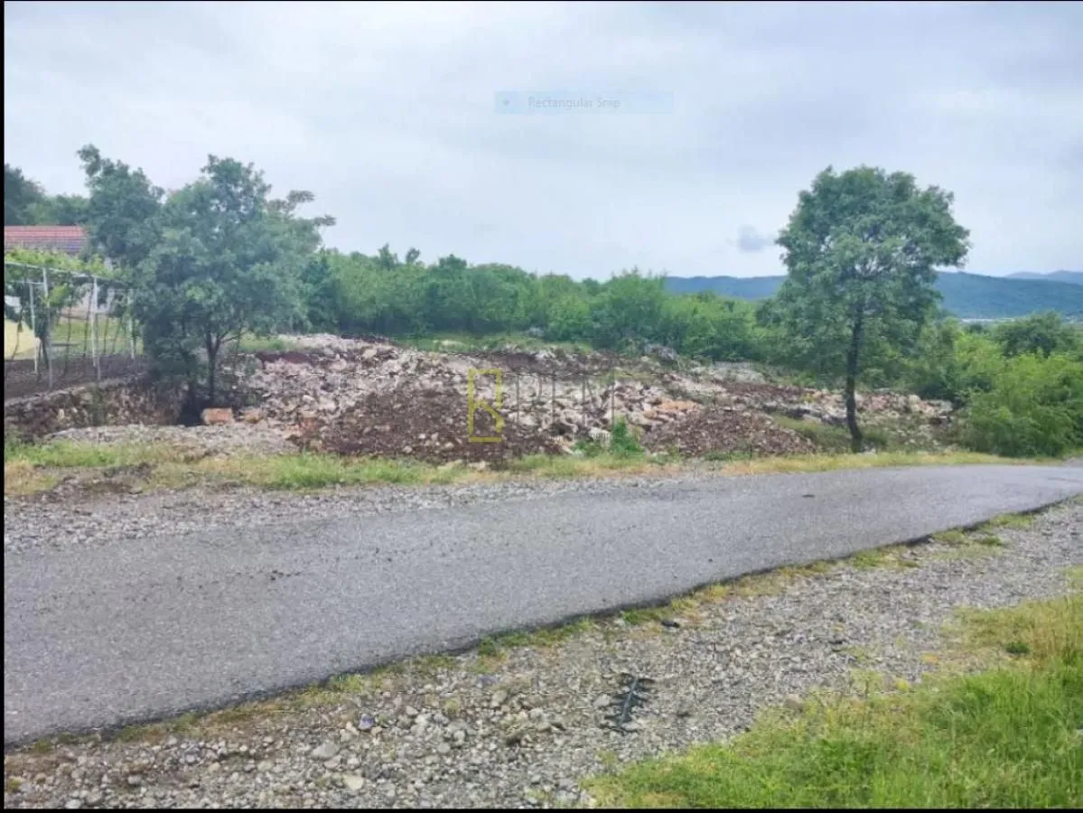 Prodaja, plac, 900m², Grbe, Danilovgrad